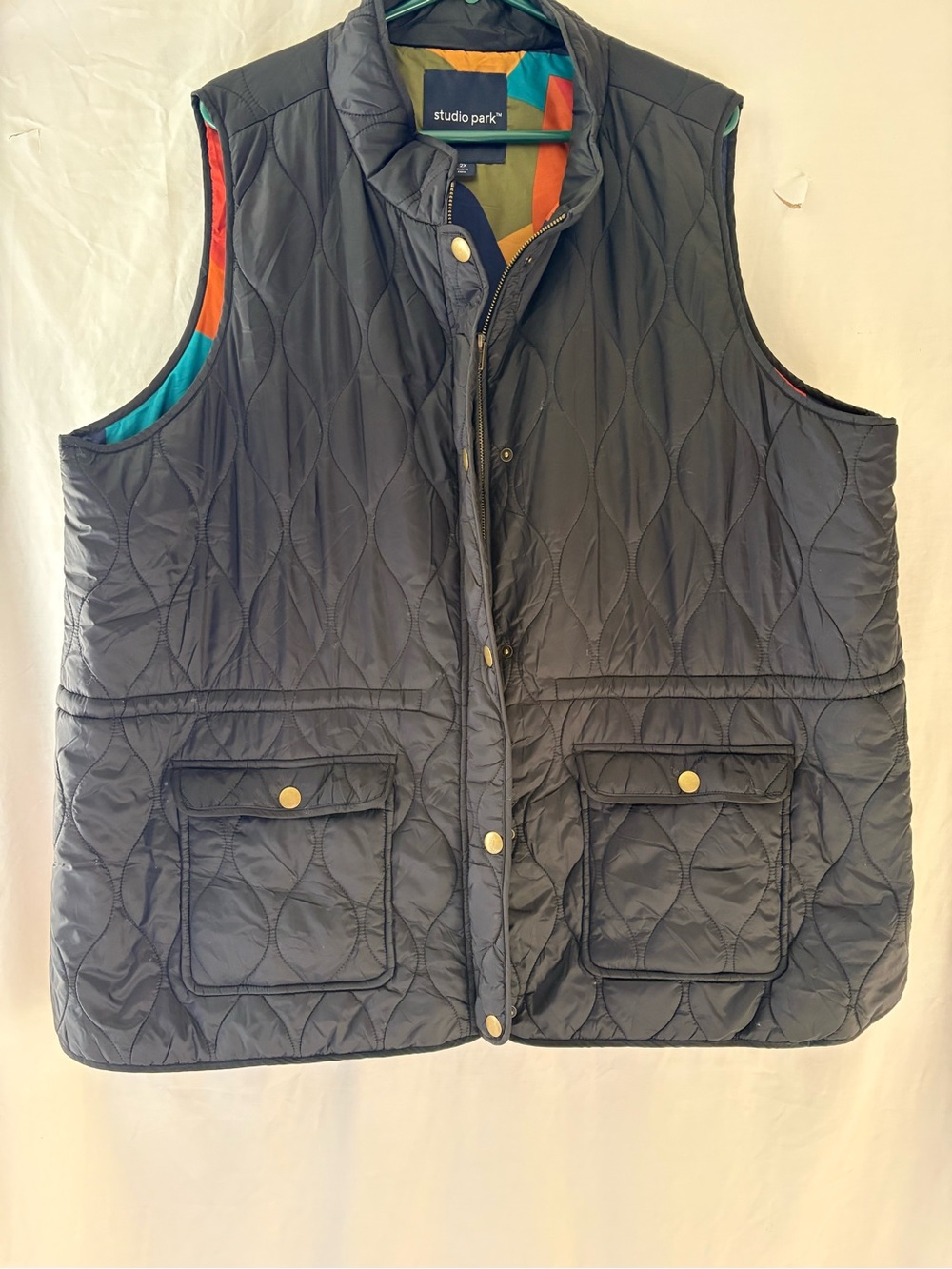 Studio Quilted Black Sleeveless Vest with Multicolor Lining